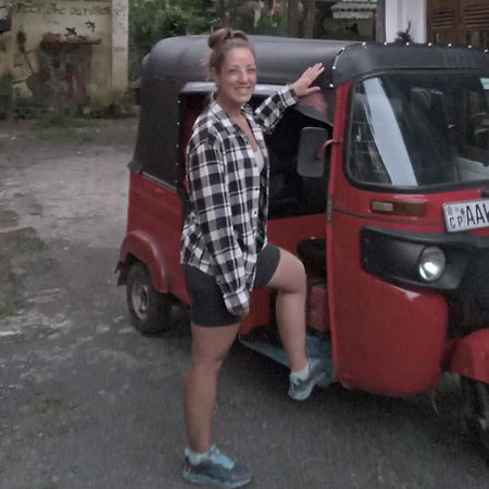 Trinish Homestay Гаттон Екстер'єр фото
